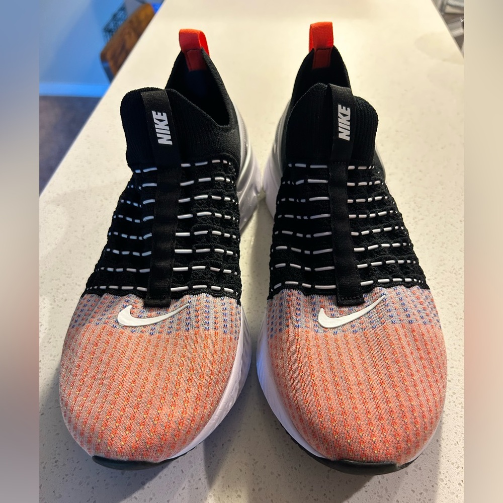 Nike Men's React Phantom Run Flyknit 2 Running Shoes, Size 11.5, orange